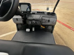 2025 Evolution D5 Maverick 6 6 Passenger Lithium Ion Golf Carts for Sale13 4 webp